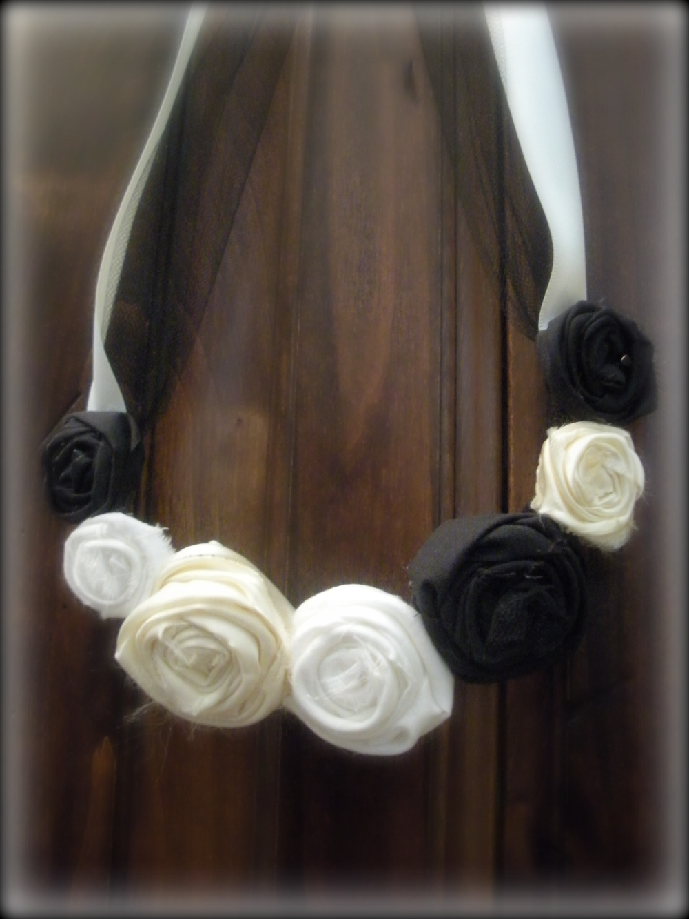 [necklacerosette2.jpg]