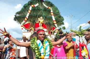 [thaipusam+batu+caves_25.JPG]