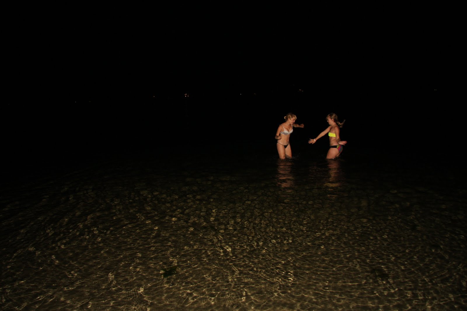 [IMG_4177.JPG]
