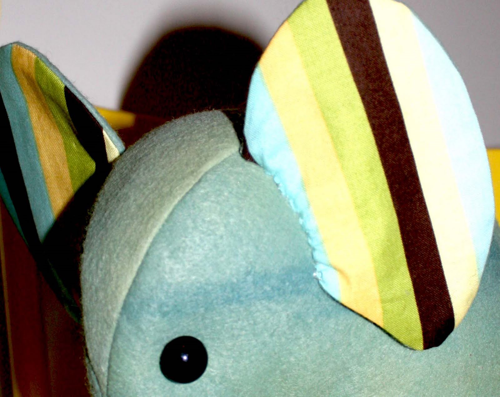 [elephant+close+up.jpg]