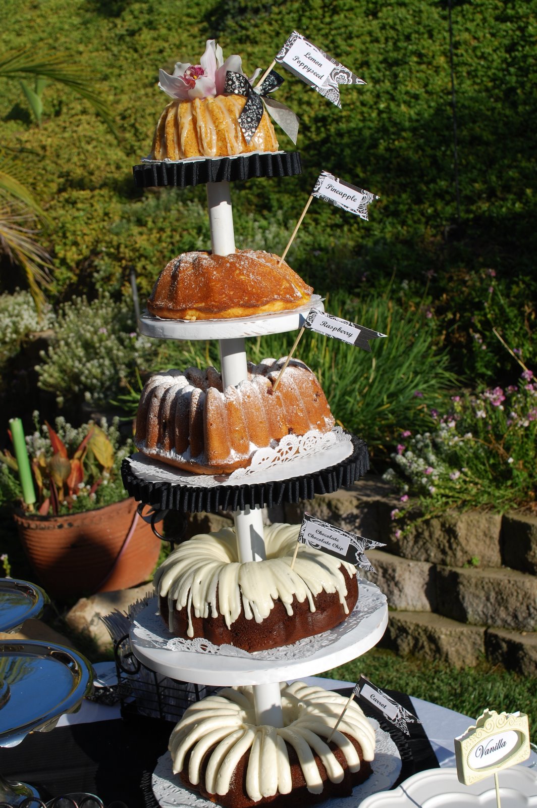 Bundt Cake Wedding