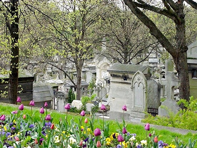 Perse vezhgohen non stop varrezat Père-Lachaise(Paris) Pere+Lachaise1