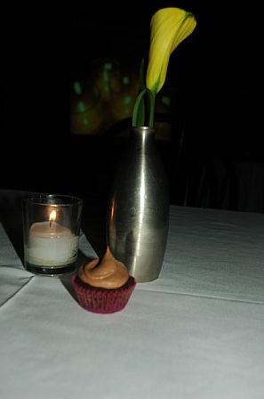 Valrhona (vertical with candle)