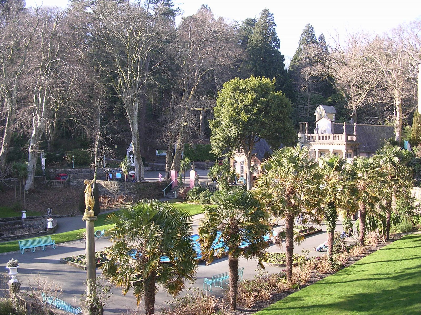 [Wales2008+042.jpg]