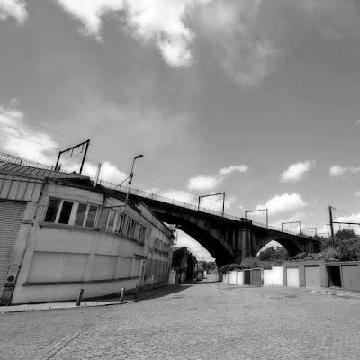pont de chemin de fer à Sclessin, railway bridge, photo © dominique houcmant