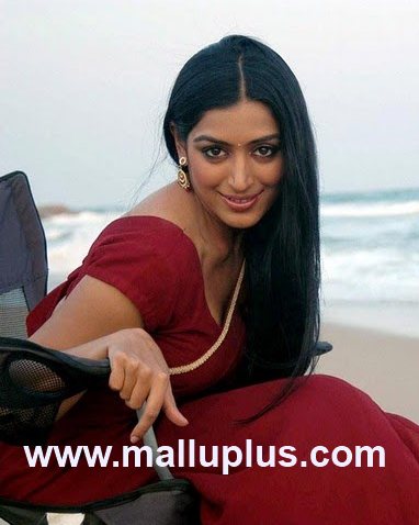 · Tamil Actress Seetha kissing photos of tamil actress. · Tamil Actress Seetha