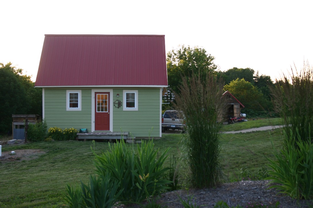 [painted+studio.jpg]