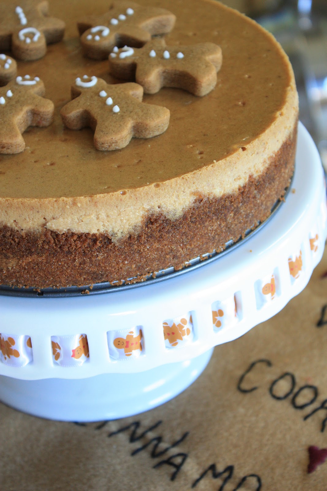 Gingerbread Cheesecake