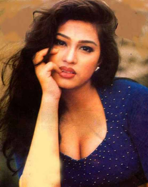 Pegue o lápis e escreva.: Bangladesi hot sexy actress 