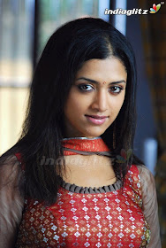 MAMTHA MOHANDAS HOT PHOTOS