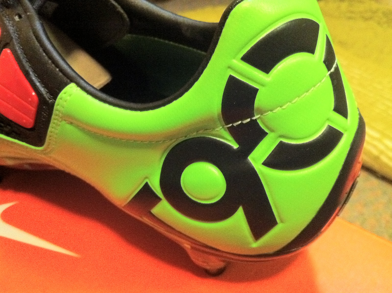 nike total 90 laser iii blue