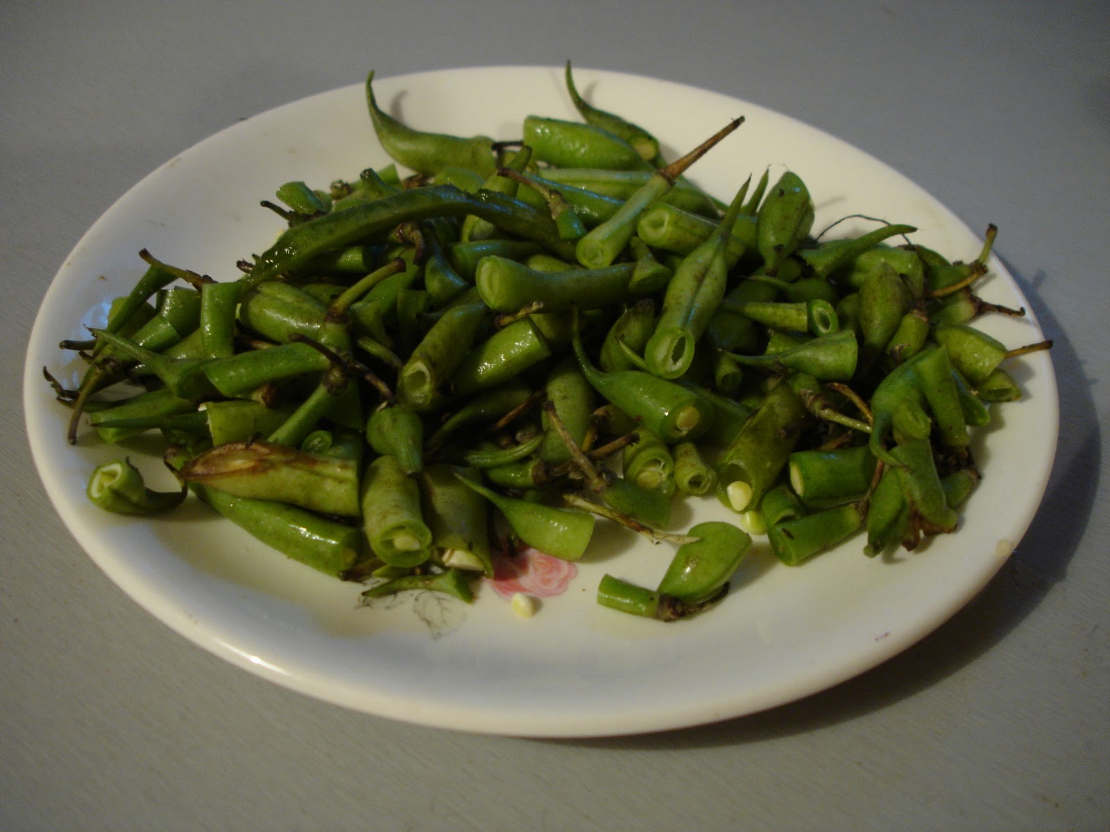 SALAD DAYS, OFFAL NIGHTS Green bean chutney