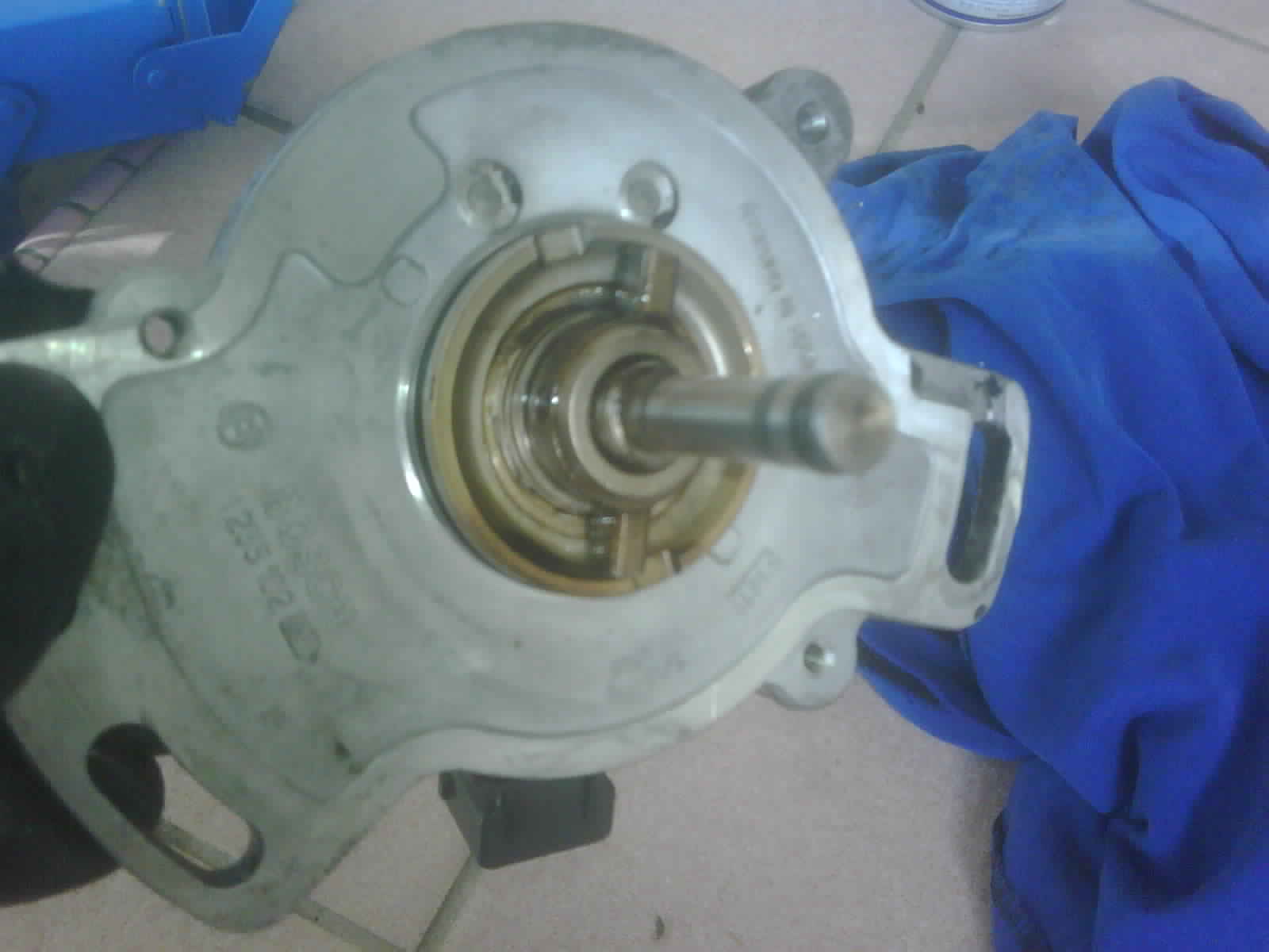 VOLVO 940 LIVE !! Securing the Distributor Hall Sensor Socket