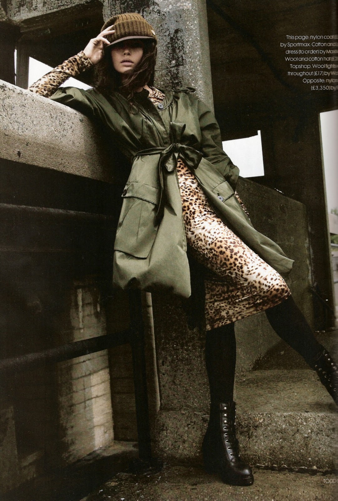http://3.bp.blogspot.com/_kDujDzwdR0M/TQq5H7fumBI/AAAAAAAACyo/EZ8d2Da8BFo/s1600/69203_UKElleNovember2006TheNewCoats_iJW_009_122_496lo.jpg
