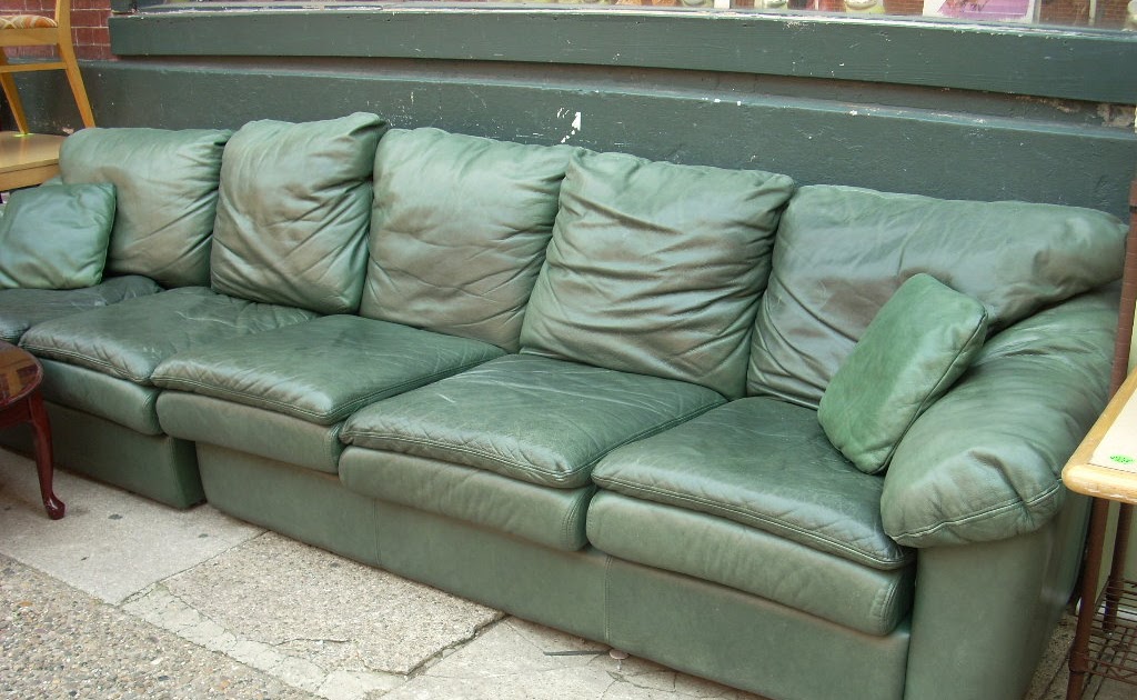 Uhuru Furniture Collectibles 3 Piece Dark Green Leather