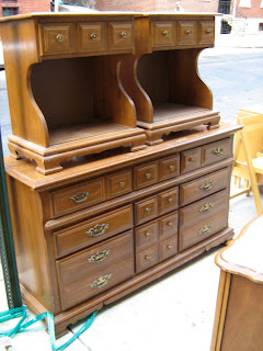 Uhuru Furniture Collectibles Solid Wood Dresser And 2 Nite