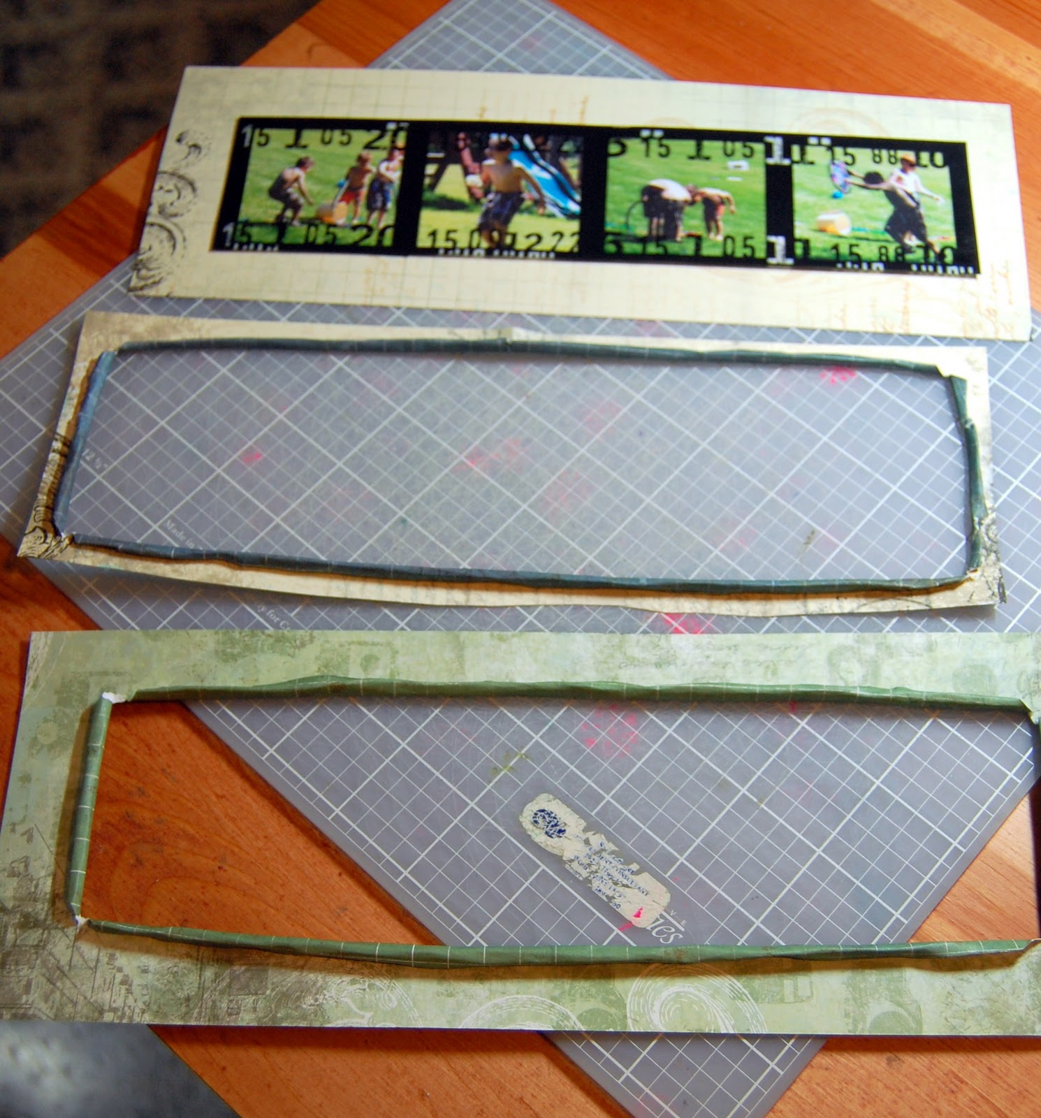 Ideas for Scrapbookers Create Your Own Rolled Paper Frame