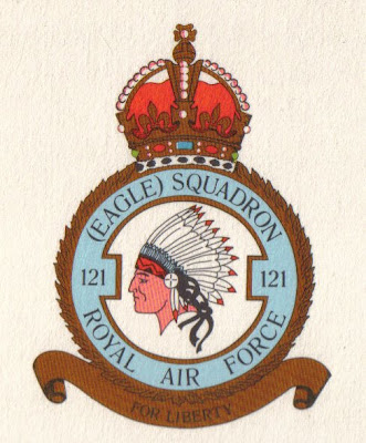 Suite de chiffres - Page 5 Eagle+Squadrons+-+121+Squadron+badge