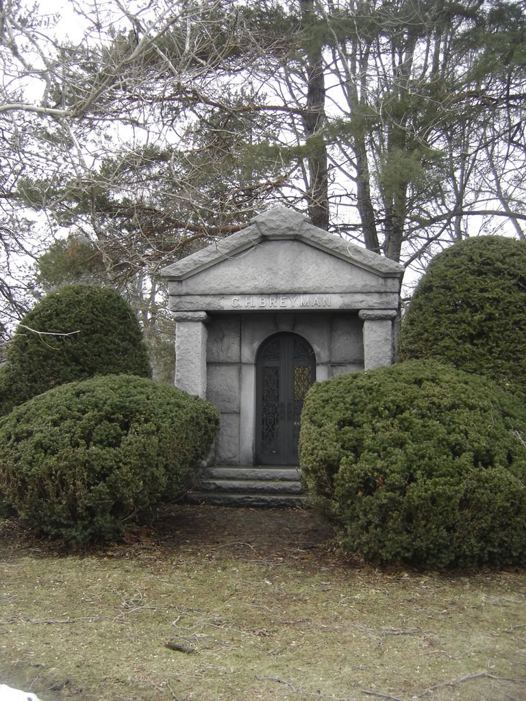 A Morbid Fascination Woodlawn Cemetery, Toledo, Ohio