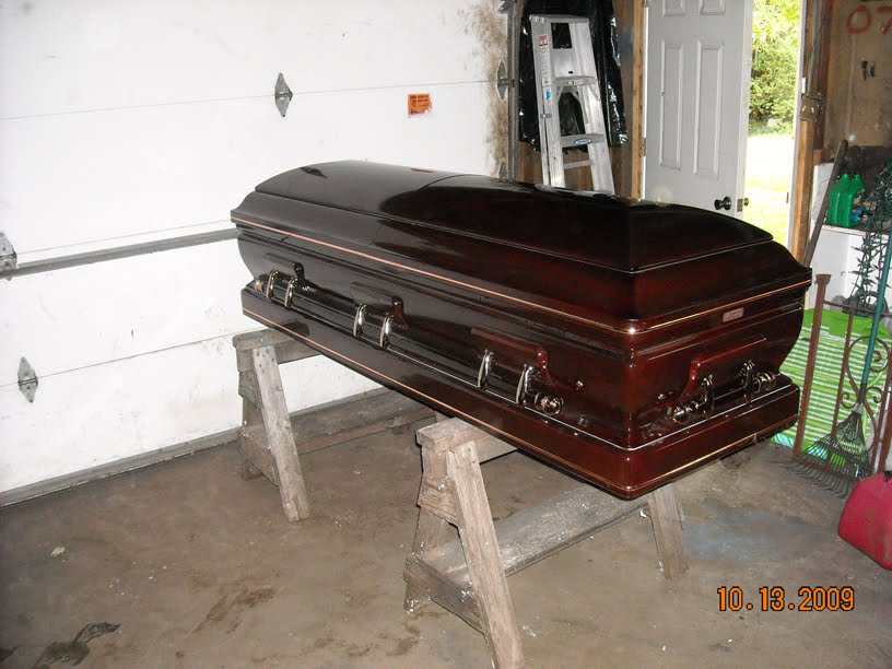 2010 Haunted House Sale Haunted house props, masks, costumes and more for sale