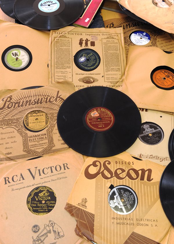 [090607+LP+TangoVía.jpg]