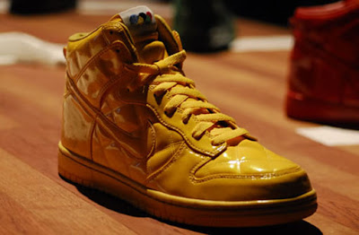 nike dunk olympic yellow
