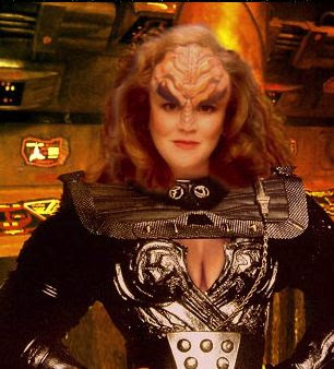 [Image: klingon-lady.jpg]