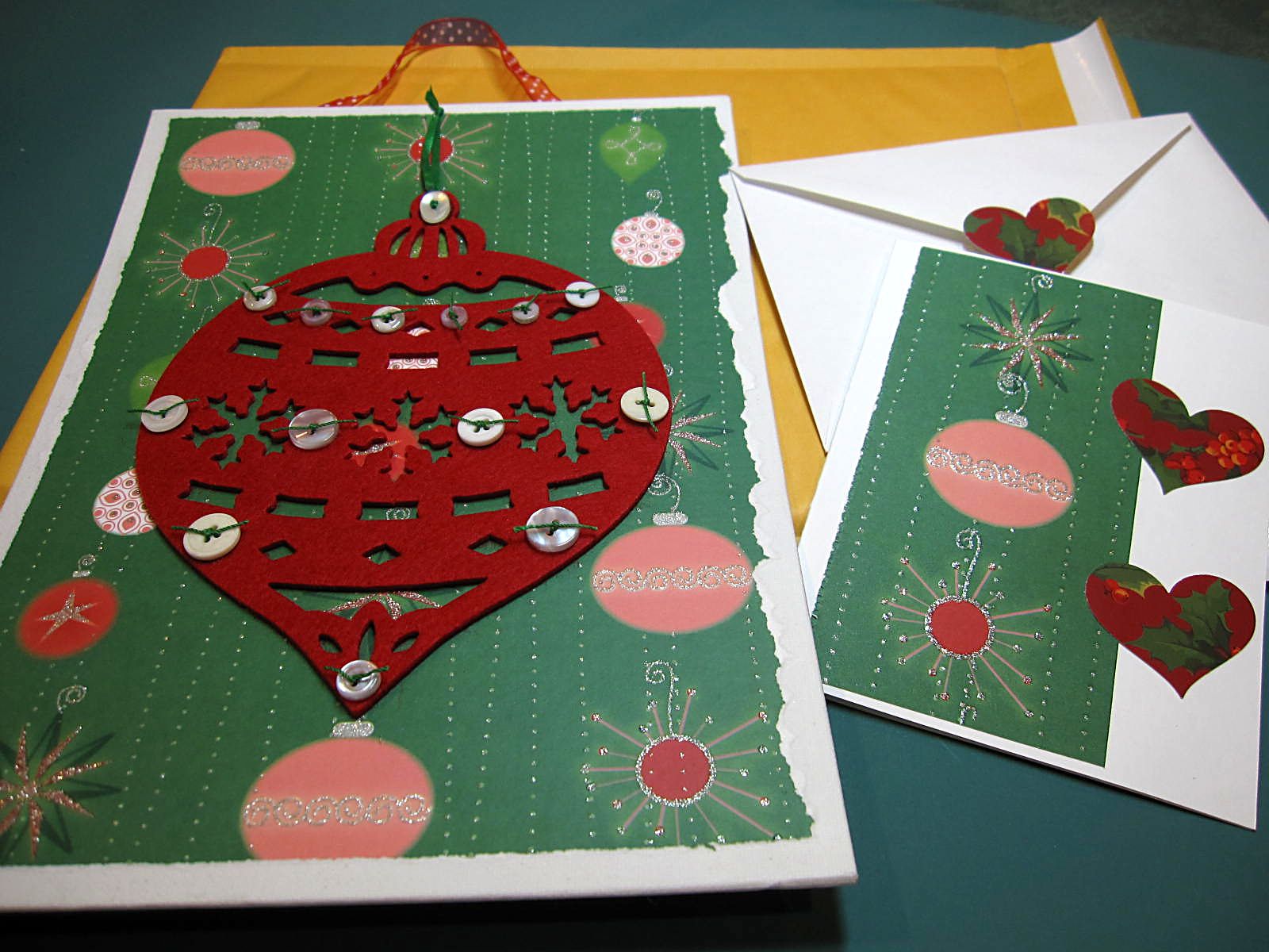 Createology Mailable Holiday Gifts...