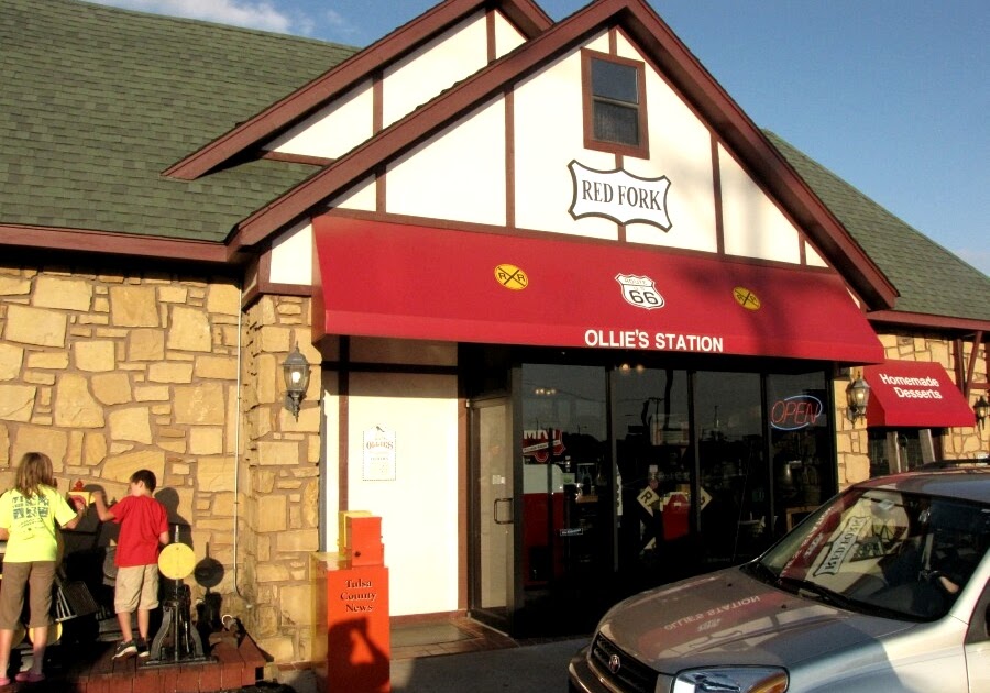 Tulsa Gentleman Ollie's Station Restaurant
