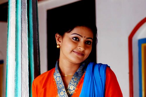 [Tamil+Actress+Sneha+smiling+pics.jpg]