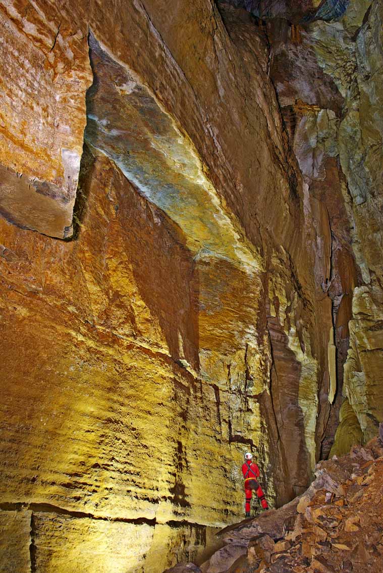 [Calleja+La+Cueva+(4).jpg]