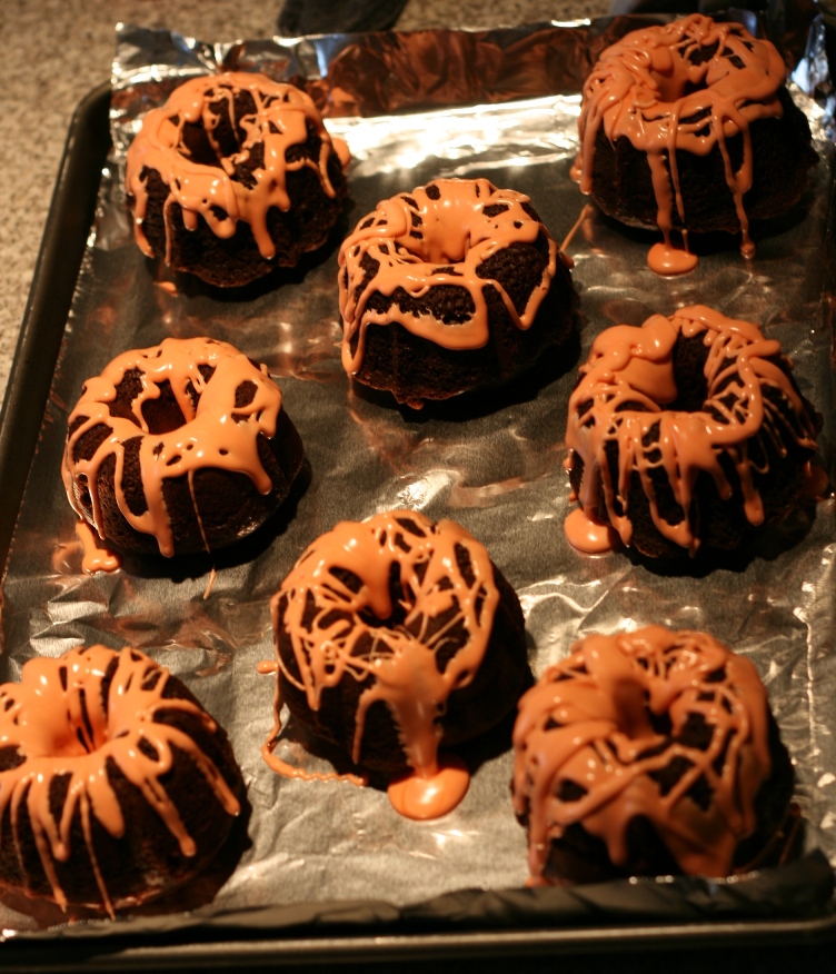 [Devils+Food+Bundt+Cakes.JPG]