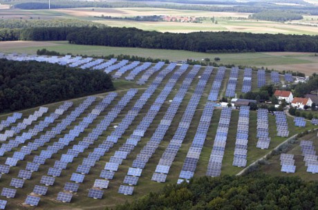 [largest_solar_power_plant.jpg]