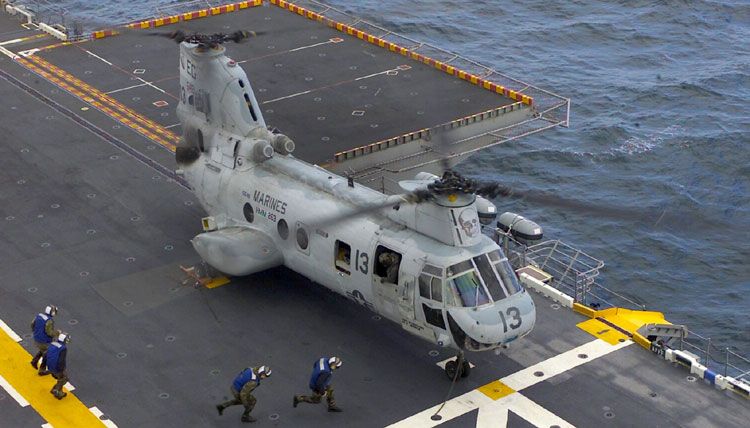 [CH-46_Sea_Knight_on_USS_Saipan.jpg]