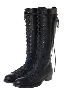 Springersteifel erobern die Modeindustrie! Ann+Demeulemeester+lace+up+high+boots