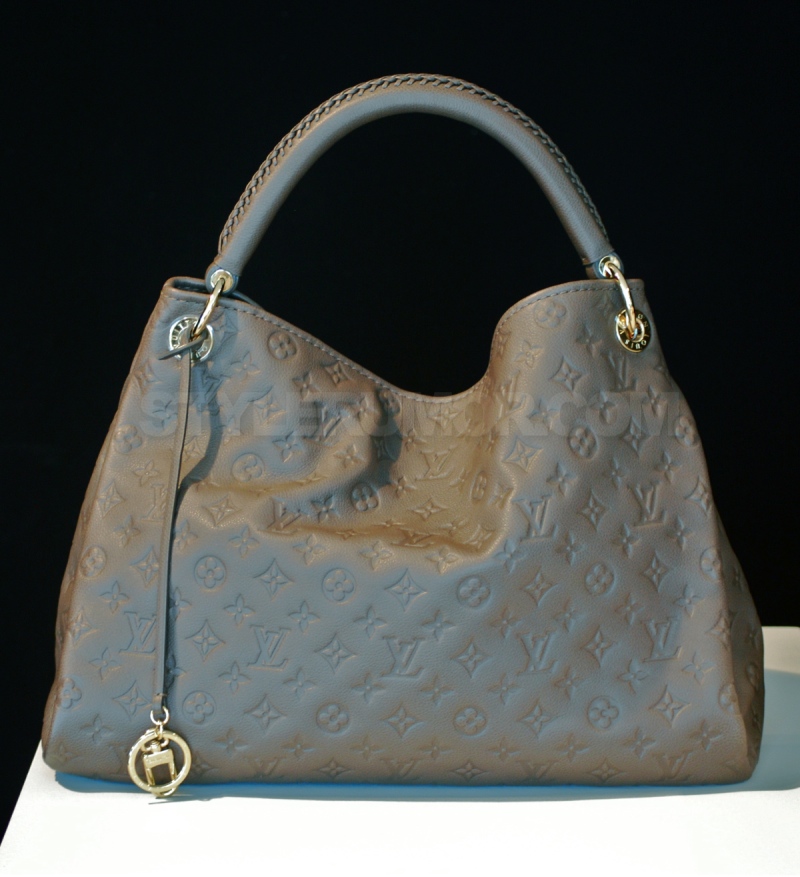 fake louis vuitton totally online fake louis vuitton totally online