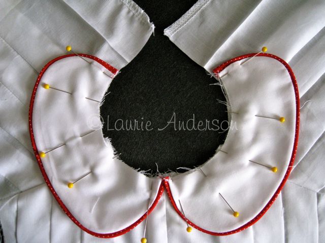 SewNso's Sewing Journal: {How to attach a Peter Pan Collar}