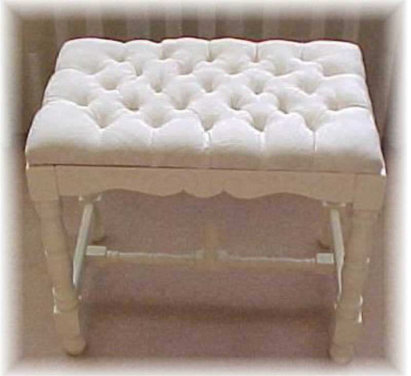 Forever Decorating! Stools...I have a ThinG for them!