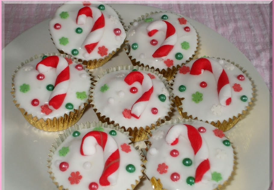 Rosie Bakes A 'Peace' of Cake: Christmas Sprinkles &amp; Candy Cane Cupcakes