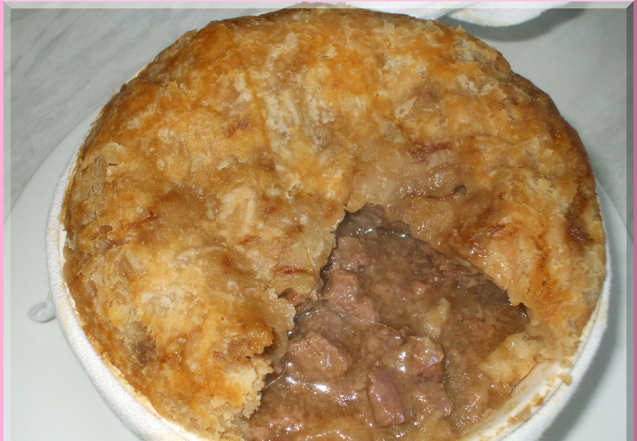 Rosie Bakes A 'Peace' of Cake Steak and Onion Suet Pudding
