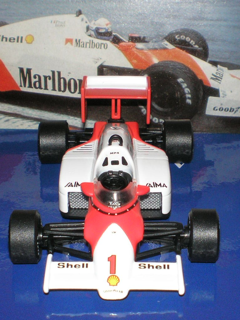 [McLarenMP42CProstc.JPG]
