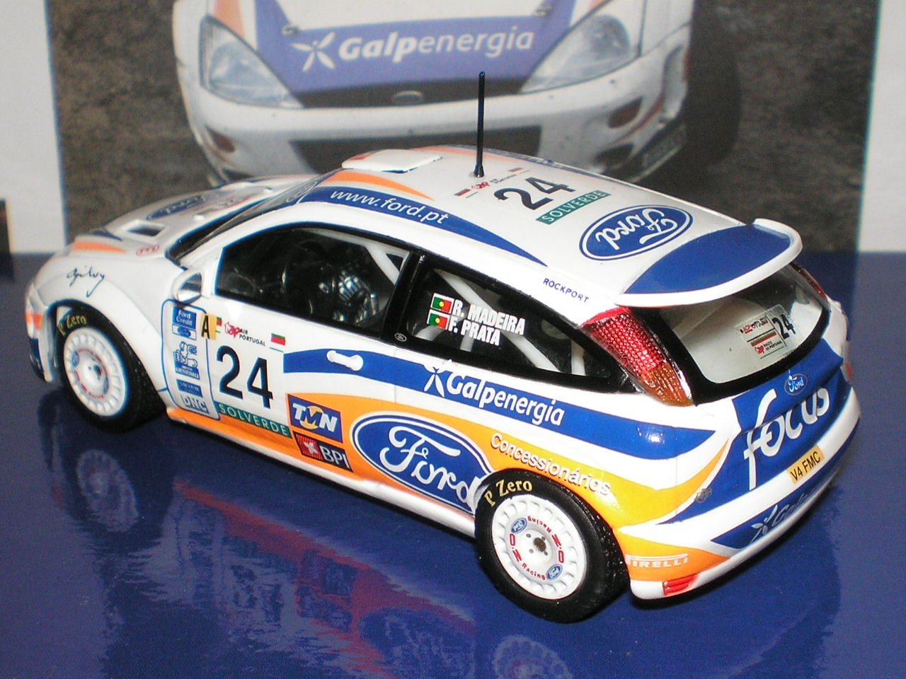 [FordFocusMadeira2001b.JPG]