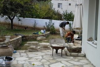 terras van art wordt vergroot