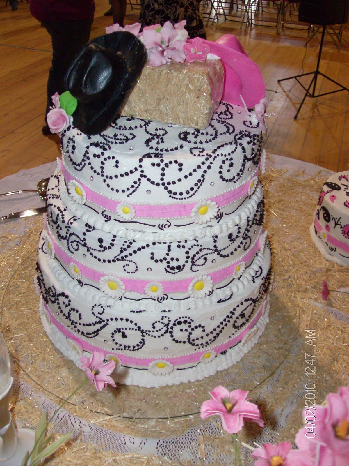 Deelish Treats Country Style Wedding Cake Part 3