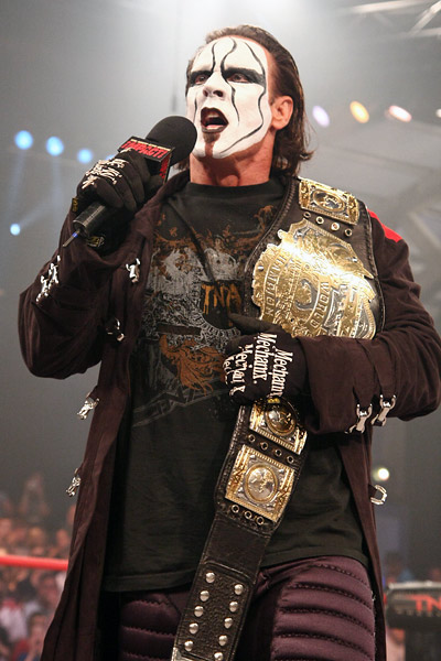 en el video 2.21.11 de WWE
