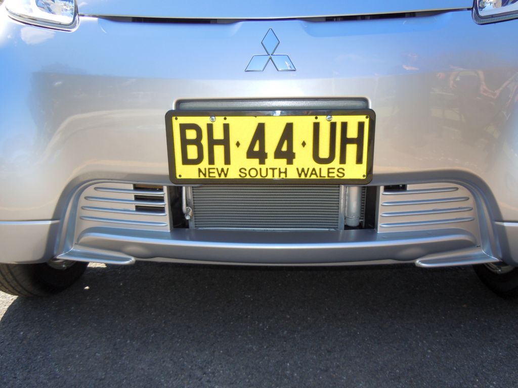 Mitsubishi motors image