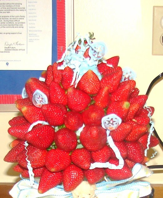 UhHuh Sweets! BABY SHOWER STRAWBERRY DISPLAY! (ITS A BOY!)
