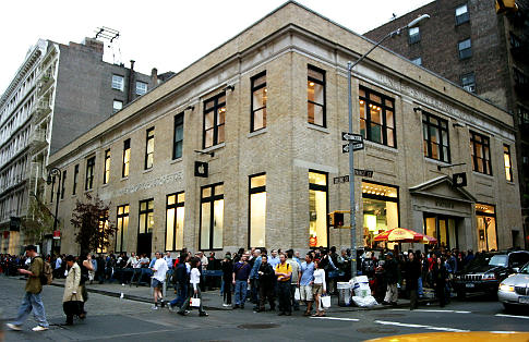 Apple Store Soho