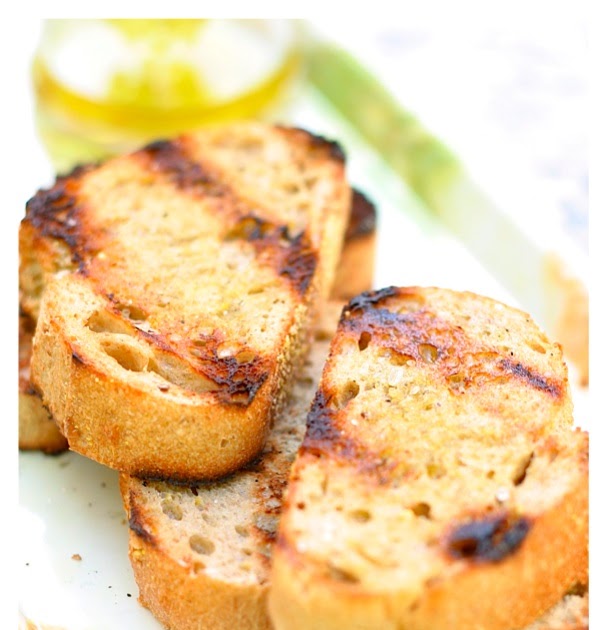 The Italian Dish Fettunta or the Best Garlic Bread You'll Ever Have