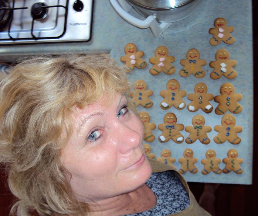 [862+Gingerbread+and+me.jpg]